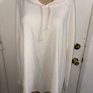 Women’s Plus Size Ivory Crochet Design Hooded Top Size 2X Soft